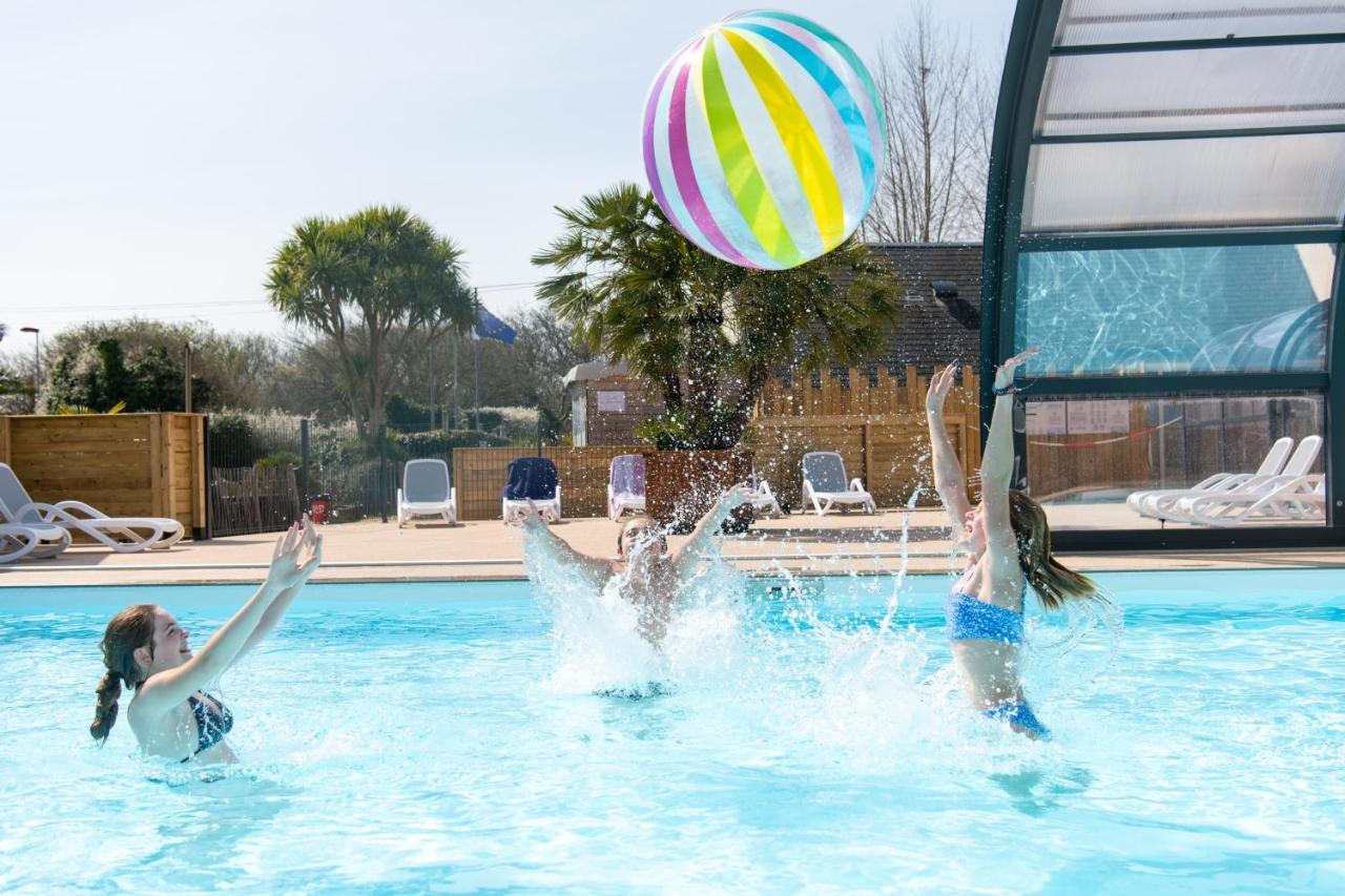 Camping Les Carolins Saint-Lo-d'Ourville Exteriér fotografie