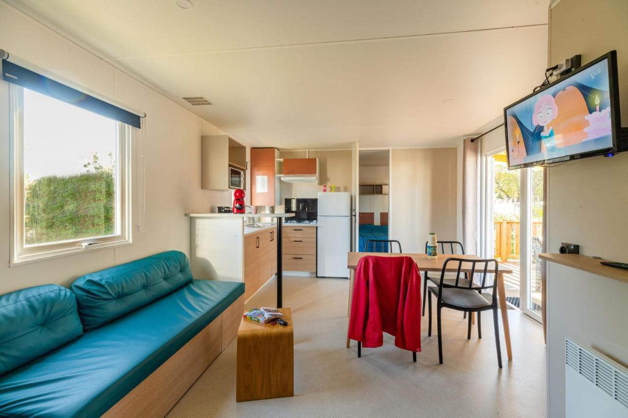 Camping Les Carolins Saint-Lo-d'Ourville Exteriér fotografie